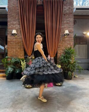 Scherezade Shroff Instagram - When the excitement is real & you don’t need fake candids 🤣😂 

 This was me throughout the AT🎀SS launch party! With the perfect shoes & skirt a girls gotta twirl 😜

#OOTD
Skirt- This beauty is from my favourite @quodbyikshitpande !
Shoes -  AT 🎀 SS @aprajitatoorofficial 
Top-  It’s actually a dress that I wore as a top 😜@zara