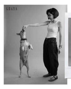 Scherezade Shroff Instagram - Just Mars & his obsessed Mommy/Bestie! 🥹

This might be my favourite shoot ever! @graziaindia 💗

Photograph: Yusuf Lokhandwala
Hair & Make-up: Jean-Claude Biguine Salon & Spa,Mumbai

#bestie #dogsarethebestpeople #marsshroff #thatsjustmybabydoggy #adoptdontshop