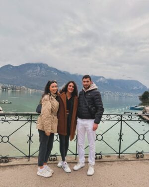 Serenay Aktaş Instagram - bayıldım buraya, tam benlik.. :'))