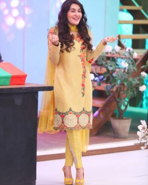 Shaista Lodhi Instagram - Going through my photo gallery, both past and present, I find myself reflecting on a journey that spans over two decades. I’m filled with nothing but gratitude. From one morning to the next, each step has been a blessing. Alhamdulillah for the countless opportunities to connect, learn, and grow — with each show, each network, and each beautiful moment along the way.

I am forever grateful for Allah's grace and guidance throughout this journey, and for the incredible support of my fans who have stood by me every step of the way. Alhamdulillah for this beautiful ride, and for all that lies ahead. 🙏

Happy New Year 

#ShaistaLodhi #HappyNewYear #Year2025
