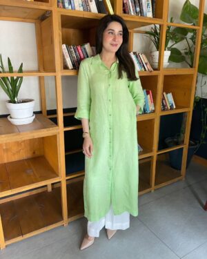 Shaista Lodhi Instagram - Happy Independence Day 🇵🇰 

Dr. Shaista Lodhi wearing green from Sheen’s upcoming Co-ord Collection — a perfect symbol of freedom and elegance. 

#ShaistaLodhi #SheenByShaistaLodhi #independenceday #independenceday2024 #coordset #ComingSoon