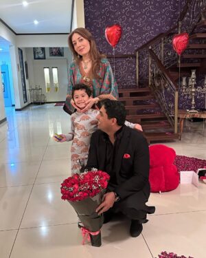 Sharmila Faruqui Instagram - Happy Valentine's day Beezu baba ❤️❤️❤️