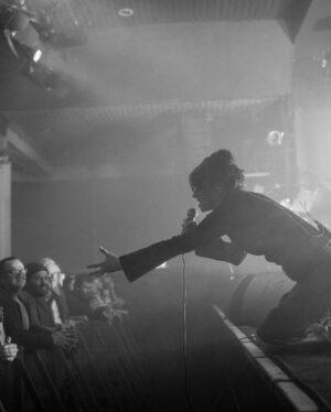 Sharon Van Etten Instagram - Moments in time captured with The Attachment Theory in Berlin, Germany at Astra Kulturhaus 3.4.25

Photos by: @lennydrinksyourmilkshake

Tickets available at the link in bio.