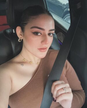 Shazeal Shoukat Instagram - New core memories unlocked ✨
#ootd #virtualstylist #style #fashion #vacation #photodump #trends #loveyourself #shazealshoukat #toodles