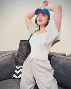 Actress Shazeal Shoukat HD Photos and Wallpapers February 2025