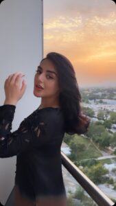 Actress Shazeal Shoukat HD Photos and Wallpapers October 2024