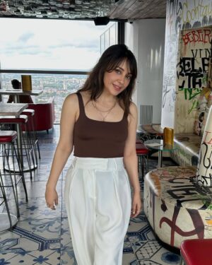 Shazia Naz Instagram - 6:39 pm 

P.S.  couldn’t pick one 

#shazianazkhan #timelessstyle #minimaloutfit #ootdpost #whatiwore