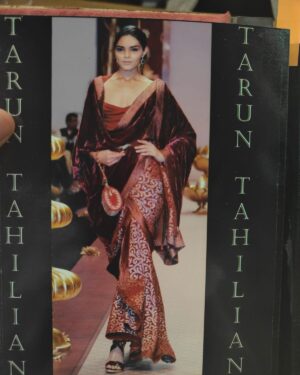 Shereen Sikka Instagram - Not for one second do I take for granted being able to work and create with legends like @taruntahiliani and @kareenakapoorkhan to make magic. I love you both! 
With the best teams ever for @iifa 
@kareenakapoorkhan in @taruntahiliani couture and @birdhichand and @amrapalijewels 
styled with @shereenlovebug 

‘A sublime interplay of deep wine and antique gold, this ensemble is a modern revival of our archival 2008 piece—reimagined for today while retaining its timeless essence. The Bidri-inspired embroidery, enriched with exquisite dabka and nakshi detailing, pays homage to heritage craftsmanship. The ensemble takes the classic sculpted saree corset and amalgamates it with the drape of a fluid textile cape, striking a balance between structure and softness. A true expression of India Modern—where the past is not just remembered but brought to life with contemporary relevance.’ - Tarun Tahiliani 
A Big Thank you to Tarun’s amazing team! 

Photography- @thirddimension
Choker and earrings- @birdhichand
Cuff and ring- @amrapalijewels
Bag- @motifsbysurabhididwania 
My team @stylebyvanshika @niyatiij 
My management @alisha5dave 
beauty @savleenmanchanda @bbhiral
