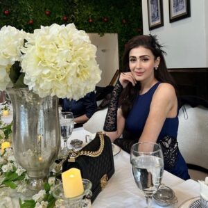 Shermeen Ali Instagram - @zarmeenzaheer Bridal Shower🥂