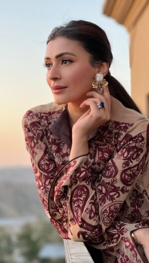 Shermeen Ali Instagram - Dilbarrrrrrrr💕