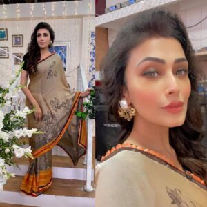 Shermeen Ali Instagram - Because saree was mandatory 🙈 coming soon!! Jewellery by @jeenashamsi