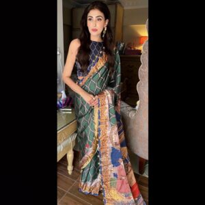 Shermeen Ali Instagram - Thankyou @dareshamonline for this absolutely gorgeous saree!! Love it♥️