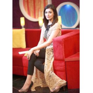 Shermeen Ali Instagram - Star&Style season 2 with @asimyar on @ptvhome.official photography @hbnphotographer