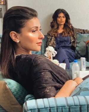 Shermeen Ali Instagram - Star & Style coming soon on @ptvhome.official photocredit @asimyar ♥️