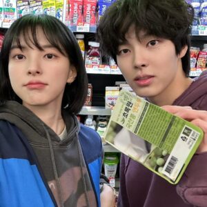 Shin Su-hyun Instagram - 쌍둥이 이지우이현우