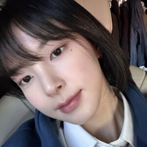 Shin Su-hyun Instagram - 쌍둥이 이지우이현우