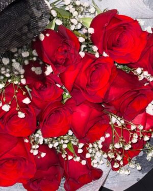 Shin Su-hyun Instagram - 🌹