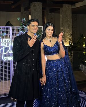 Shivvani Paatil Instagram - The lehenga of my dreams for #SarahAmbarJhoomUtha sangeet night!😍🦋 @seemagujraldesign 💙 Not exaggerating when I say I couldn’t feel my feet after this night but it was all worth it!! Celebrating @thattallgirlyouknow & @ambarsoodfitness with all of my fav people 🥹🤍 Ended the night in pajama’s cause that lehenga was half my weight lolol
.
.
.
.
.
.
Indian wedding // Shaadi // Indian wear // Lehenga // Sangeet outfit