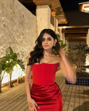 Shivvani Paatil Instagram - Vo kaun hai jisne mujhe mudke nahi dekha?😤🌶️