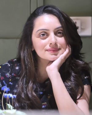 Shruti Marathe Instagram - #papparazzi 🤪🤩