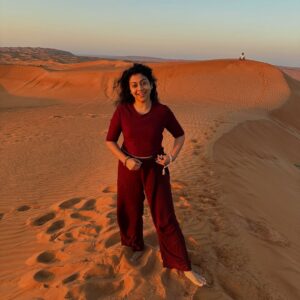 Shruti Ramachandran Instagram - I did something for the first time. 
Saw the desert.

It was stunning.
It was eerie.
It was grounding. 
It was surreal.

It felt like it was full of mysteries not waiting to be uncovered.