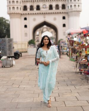 Shruti Reddy Instagram - Charminar 🤍⚡️

Photography: @tharundphotographer 
Retoucher: @ashishsom @manassompurapix 
Styling: @manogna_gollapudi 
Hair: @ramanababu660 
Represented by: @thanga_18