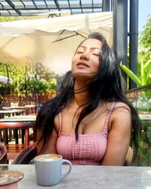 Shruti Reddy Instagram - “Nothing beats coffee and catch-ups.” ☕️🤍🫶