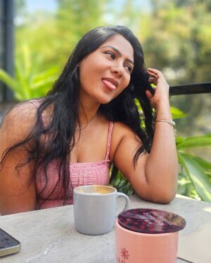 Shruti Reddy Instagram - “Nothing beats coffee and catch-ups.” ☕️🤍🫶