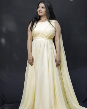Shubha Poonja Instagram - Beautiful @shubhapoonja adoring @laxmikrishnaofficial @laxmikrishnalabel 
The doll of Sandalwood 

Makeover and Hair @makeoverwithlakshmi_gowda

Photography @raghavstudios

Thank uuuuuuuuu for choosing us for Boys V/s Girl Reality show at @colorskannadaofficial 

#laxmikrishnastyle #laxmikrishnaofficial #laxmikrishna #laxmikrishnalabel #shubhapoonja #doll #yellowgown #colourstv #boysvsgirls