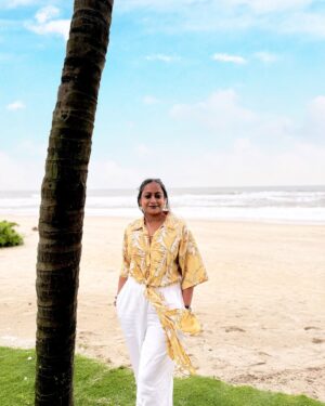 Shubhi Garg Agarwal Instagram - // There’s so much that’s changed in the last one year! 2024 started with me going into self therapy and making lifestyle changes. I took up meditation and yoga to cope with life and it all started working out. 🧿

As I stand here today, reflecting on this one year journey, I’ve become self aware; of my worth, my strength, my capabilities better than what I ever knew. I feel glad I left my comfort zone to try something I’d never done before. 

Entered 2025 with bigger hopes and aspirations. To more travelling, exploring, loving and learning. 🏝️✈️
.
.
.
.
.
.
#pickeratpace #indianblogger #travelblogger #couplegoals #motivationalquotes #selfmotivation #selftherapy #happylife [self motivation, comfort zone, travelling, travel experiences, self therapy]