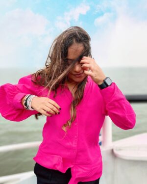 Shubhi Garg Agarwal Instagram - // Pretty please, the wind was a paid actor! 🩷

Cruising in Ha Long Bay all day was so much fun and the weather was so pleasant. Nippy and windy throughout and the view was gorgeous! 🌬️🛳️

More details coming up in the next post. 😜
.
.
.
.
.
.
.
#pickeratpace #indianblogger #indiantravelblogger #vietnamtravel #vietnam #halongbay #cruiseship #cruiselife #vietnamcruise #halongbaycruise #halongbayvietnam [vietnam halong bay, halong bay cruise, cruise ship]