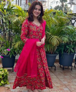 Actress Shweta Gulati HD Photos and Wallpapers March 2025