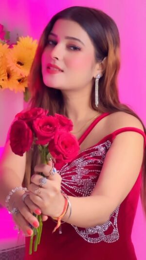 Shweta Jaiswal Instagram - Happy valentine day my love 🙈❤️🧿
