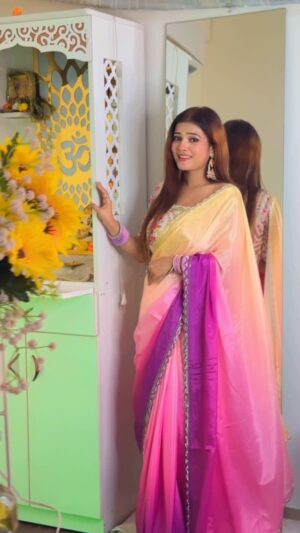 Shweta Jaiswal Instagram - Jab tum aa jate ho samne🙈🙈🥰🥰