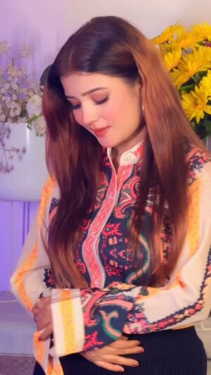 Shweta Jaiswal Instagram - Mere naina tere naino 🙈🥰❤️