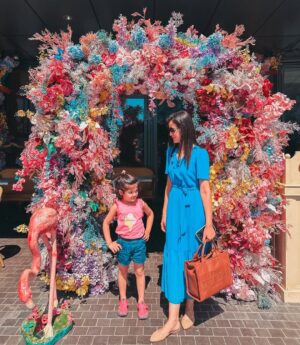 Shweta Sood Instagram - Hello April! 💙🧿💙🧿💙.
.
.
.
.
#potd #april #dubai #AnayaSood #daughter #cutie #summer2024 #ShwetaSood #Punjabibrizzle 💕