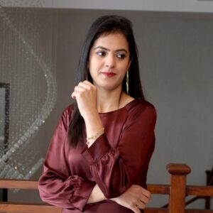 Shweta Sood Instagram - Celebrate your favorite moments with Gargi Fashion and Jewellery's exciting sale! Discover premium jewelry on a budget – the perfect way to add sparkle to your year.

Sale:  5th to 30th Jan
Flat 10% off & Additional 5% off on Cart value of 3,000.
You can order from their website www.gargi.shop

@gargibypng pngandsons

#fashionjewellery #onlinesale #immitationjewellery #fashion #sale #gargibypng #giftideas