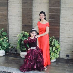 Shweta Sood Instagram - 24 September 2024! ❣️🧿❣️

.
#AnayaSood #ShwetaSood #PunjabiBrizzle 💕
.
.
.
.
#birthday #birthdaygirl #potd #wednesdaywisdom #princess #love #instalove #cutie