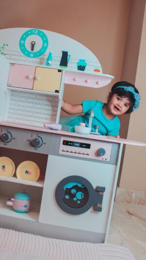 Shweta Sood Instagram - @soodanayaa spends a good amount of time Cooking,  Feeding Teddy, Washing Hands & Utensils.
🧿💙
.
Kitchen Set Is By @edusparktoys 
.
.
.
.
.
.
.
.
.
.
#reel #reelsinstagram #reelitfeelit #reeloftheday #reels #votd #trending #trendingreels #explorepage #trendingaudio #instagram #toddler #toddlercooking #montessoriactivity #montessori #montessoriindia #tgif #montessoriathome #momlife #punjabi #punjabibrizzle 💕