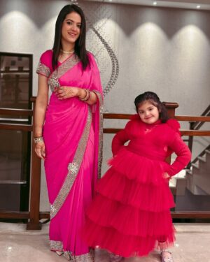 Shweta Sood Instagram - Anaya is all set for her Massi’s Wedding…! 🧿❣️🧿
.
#AnayaSood