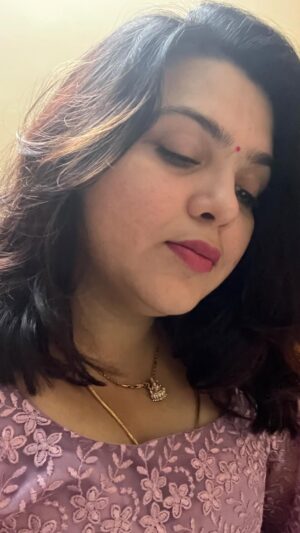 Shwetha Bandekar Instagram - My life , my rules ❌
#shwethabandekar #reelsinstagram #twinmom #reelitfeelit #kstwins #comedy #momlife #contentcreator #sarvashri #kridhankrishna