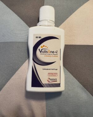 Sidra Batool Instagram - I have been through so much pain since last 4 years because of exzema and as I showed you guys earlier my hands were destroyed and slowly and gradually it’s getting better thanks to my uncle who told me about these creams . He is not a doctor his friends wife was going through the same problem and these medications changed her life and mine. It’s not a sponsored post. Mix all the creams together and put it o lay on the effected area and it will get better inshallah. Take one tablet at night every night till you see the wounds healing and once it starts getting better stop the tables and the cream. 

#healwithme