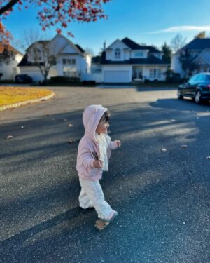 Sidra Batool Instagram - Isn’t she ?