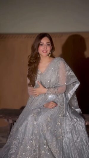 Sidra Niazi Instagram - 🩵🩵
@sfkbridals 
@enasa.official 
@styledbyebrahim 
@filmsbygohar
