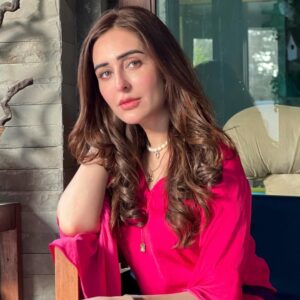 Sidra Niazi Instagram - An expression of immense patience. An illusion, of course. Nobody is that patient.