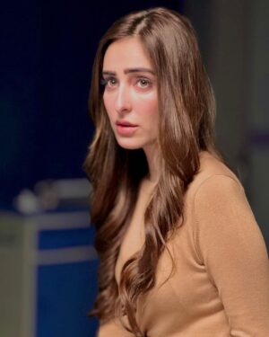 Sidra Niazi Instagram - Grudges are a waste of perfect Happiness, Laugh when you can, Apologise when you should and Let go of what you can’t change.  #jhoom 💫

@abdullah.kadwani @asadaqureshi @ali.faizan.338 @hashimnadeem.official @mariekhan1 @zainaconda @iamjawedsheikh @harpalgeotv @7thskyentertainment