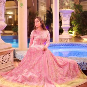 Sidra Niazi Instagram - Chahon Na jahaan mein saara 💖

@ansabjahangirstudio 
@esfirjewels 
@iamazeemabbasi 
@mywedpk 
@stylebykiranraza