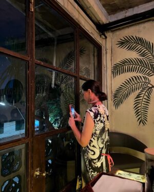 Sinjai Plengpanich Instagram - มาแล้วมาชิมอาหารใต้ที่ร้านเปิดใหม่ของ  @por_unnop  ร้าน“ANNOP” EAT&DRINK ร้านสวยเก๋ อาหารอร่อยทุกจาน บาร์ชั้น3บรรยากาศดีมาก เปิดแล้วนะคะ😘😋🥂🍾🥳
