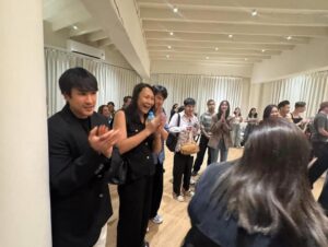 Sinjai Plengpanich Instagram - บ่ายวันนี้ The life that was รอบที่2 มีพระเอก นางเอก หลายท่านพร้อมใจกันมาดู ดีใจจังเลยยยย😘😍 ขอบคุณมากค่ะ #thelifethatwas #lifestudiobkk #lifetheatre