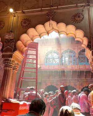 Sneha Wagh Instagram - Vrindavan Ki Holi ……. 💝
Cheerjeevo Hori Ke Rasiya Shri RadhaRaman ……. 🪷
.
.
.
.
.
.
.
#vrindavan #brajdham #brajkiholi #shriradharaman #radharaman #radheradhe #radheshyam #krishna #radha #holi #hori #snehawagh #sarangesneha